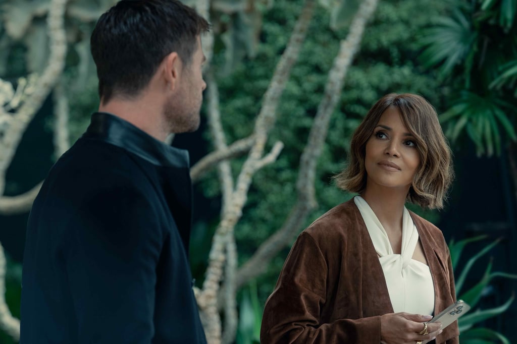 Davis (Chris Hemsworth) and Sharon (Halle Berry) in CRIME 101. Photo Credit: Merrick Morton
